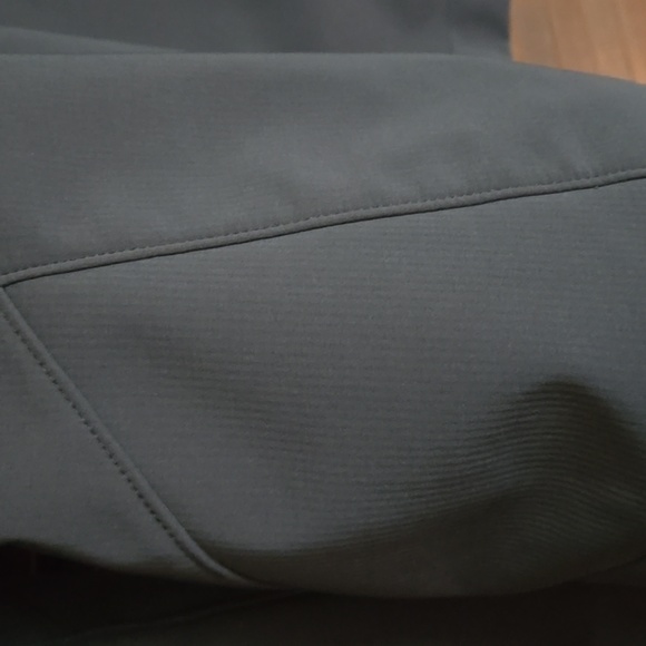 Patagonia Shell Jacket - Picture 5 of 9